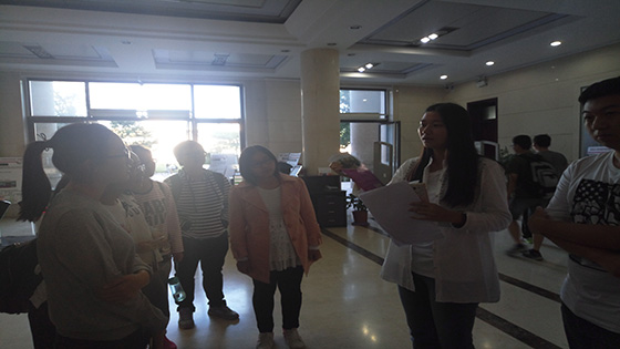 20160919英国威廉集团新生参观william威廉英国图书馆 (1).jpg