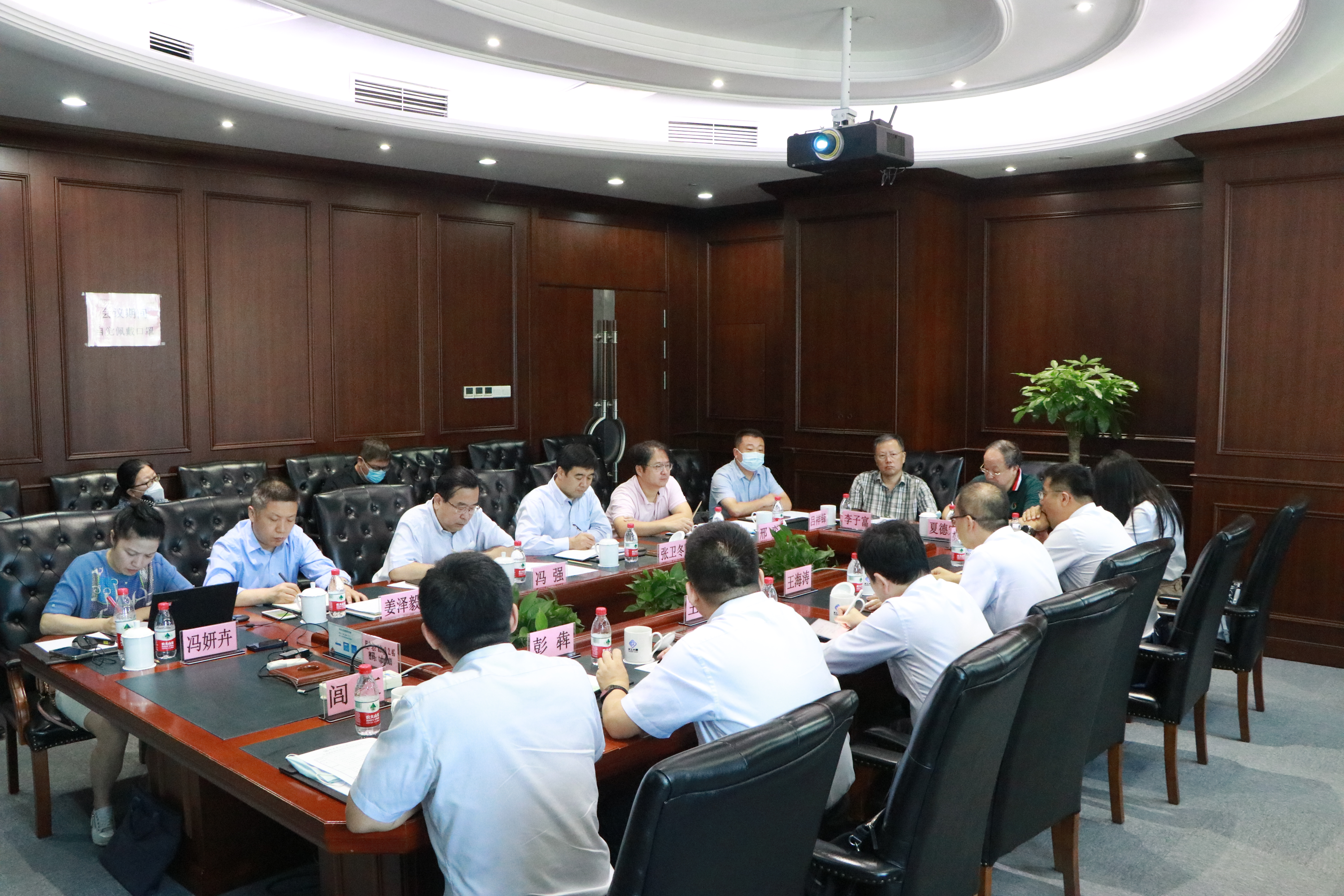 068b0b53dc0ed57d9f133501291f2004.jpg 068b0b53dc0ed57d9f133501291f2004.jpg