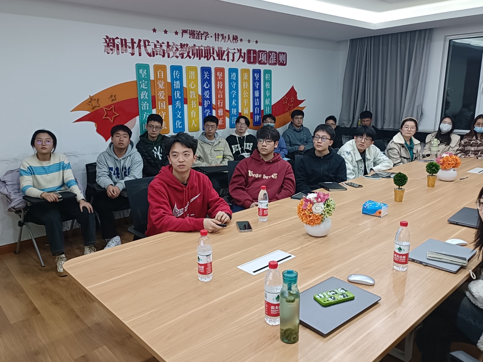 a10569f38e16fd1526b7afabbca0667e.jpg a10569f38e16fd1526b7afabbca0667e.jpg