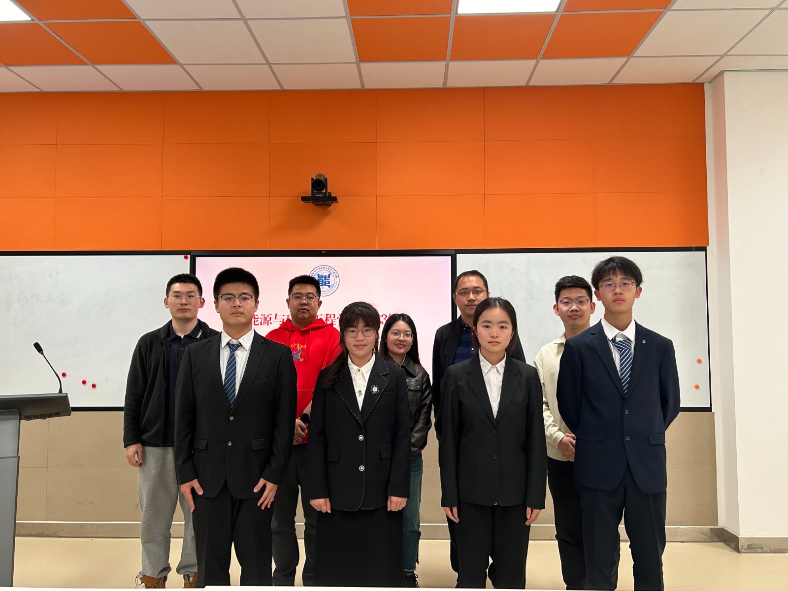 1e4b82a4d3e7a75dec0acdf1d842dd1d.jpg 1e4b82a4d3e7a75dec0acdf1d842dd1d.jpg